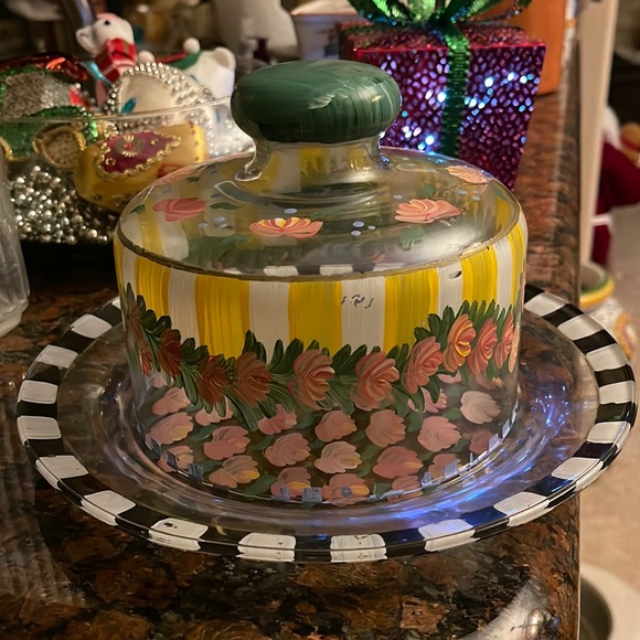 Covered CAKE DISH HAND PAINTED really fun whimsical use for pastries tea party - Picture 5 of 17